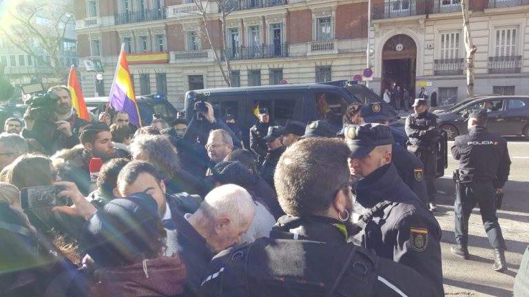 Rufián estalla por la actuación de la policía española a las puertas del Supremo