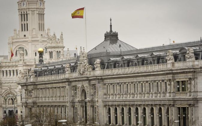 La deuda pública en España marca el máximo al subir 4.895 millones en enero
