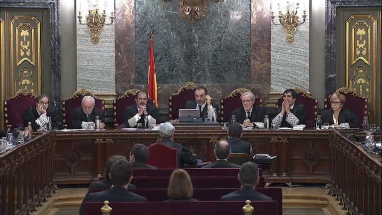 Procés.- El tribunal comenzará a escuchar este martes a los agentes de la Guardia Civil participantes en el 20-S