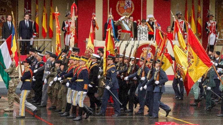 Ruido de sables entre sus señorías