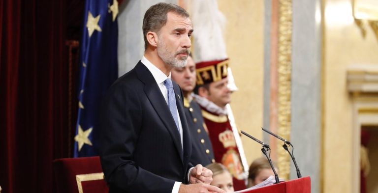 España utiliza el dinero de sus contribuyentes para que el Congreso coloque hoy un retrato oficial del Rey que ha costado 88.000 euros