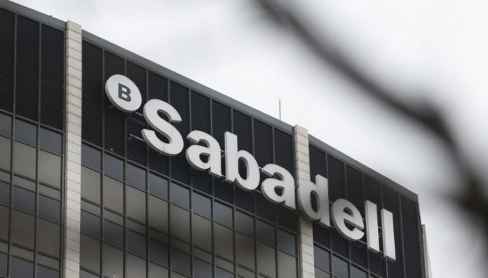 El 155 abre una crisis en el Banco de Sabadell que sigue debilitado y en la cuerda floja