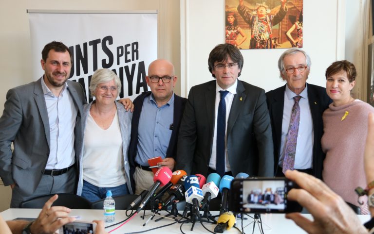 Puigdemont: «No nos apartarán de la política»