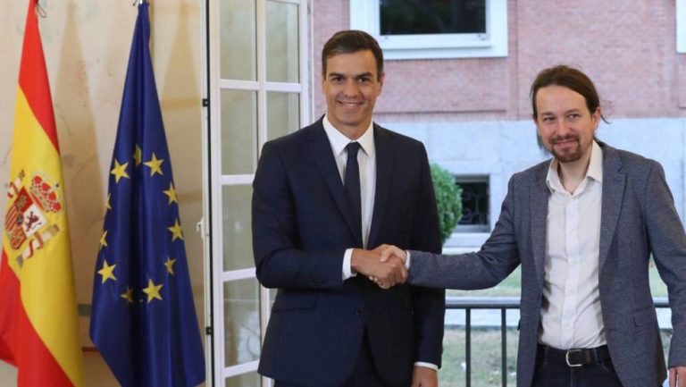 Pablo Iglesias y Pedro Sánchez, sin título.