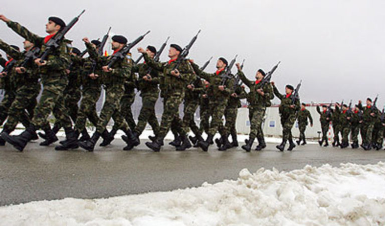 Desvelando un “cortijo” militar