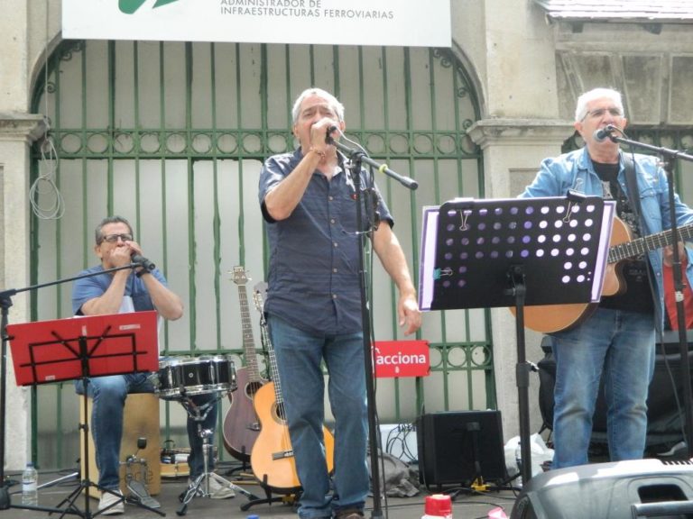 La Guardia Civil expedienta al grupo Adebán por cantar: “Arriba, abajo, mandaremos al rey al carajo”