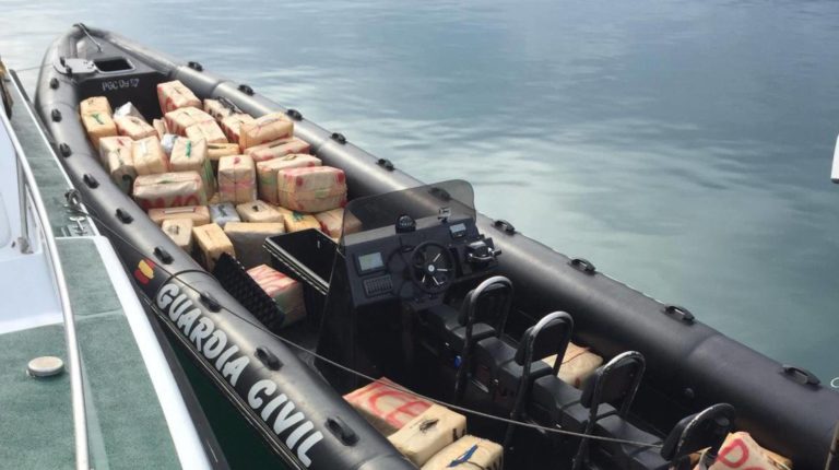 Detienen al Capitan de la Guardia Civil de Algeciras por su presunta vinculación al narcotráfico
