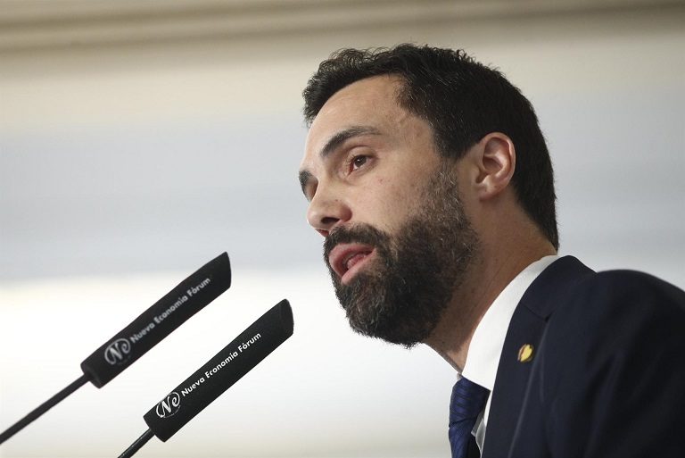 El President del Parlament Torrent acusa a Sánchez de no haber resuelto nada en el conflicto catalán y pide bases para un futuro referéndum