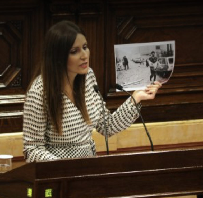 Roldan niega haber comparado independentismo con terrorismo con la foto de Vic