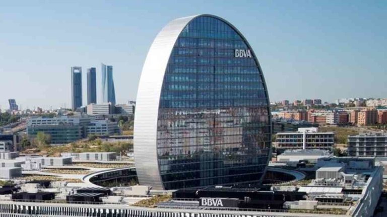 El escándalo BBVA y Villarejo: Las «artes mafiosas» en la trama de un banco español
