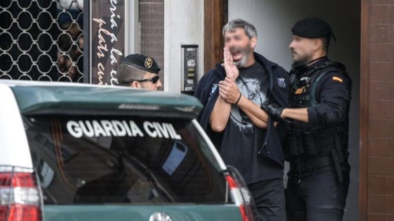 Los abogados de los CDR detenidos por la represión española aseguran que el Estado ha vulnerado su derecho de defensa