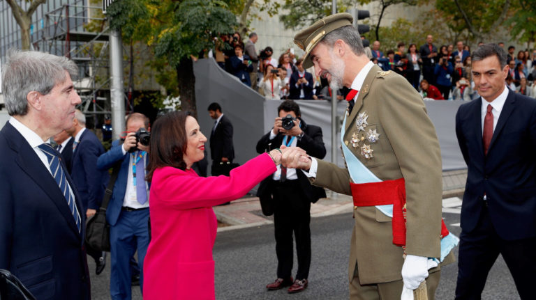 Margarita Robles se reúne este lunes con personal de la Academia General del Aire