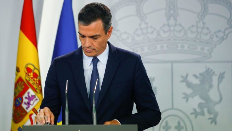 Un Sánchez muy nervioso exige a Torra una condena tajante de la violencia, mientras Madrid apoya a Catalunya