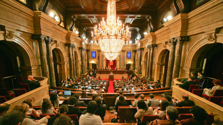 El Parlament rechaza la moción de censura de Cs contra Torra que solo respalda el PP