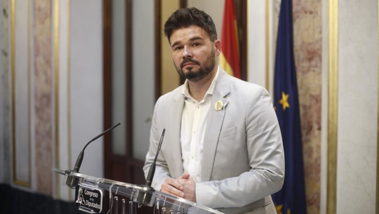 Gabriel Rufián apunta que una ley de amnistía y un referéndum son propuestas, «no una línea roja»