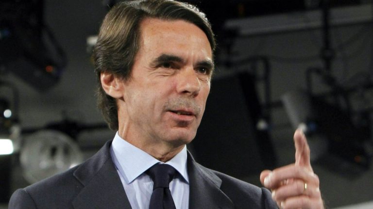 Aznar otra vez por libre y negacionista dice que la lucha contra la crisis climática «busca acabar con las sociedades libres»