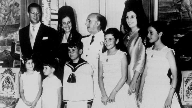 La fortuna millonaria que el dictador Franco acumuló durante  su represión: «Todo atado y bien atado»