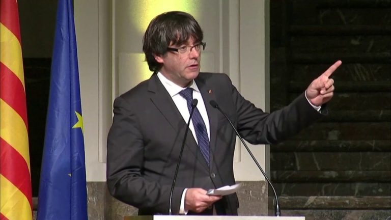 Carles Puigdemont: «La opinión del abogado general del TUE muestra que Junqueras es víctima de una grandísima injusticia»  