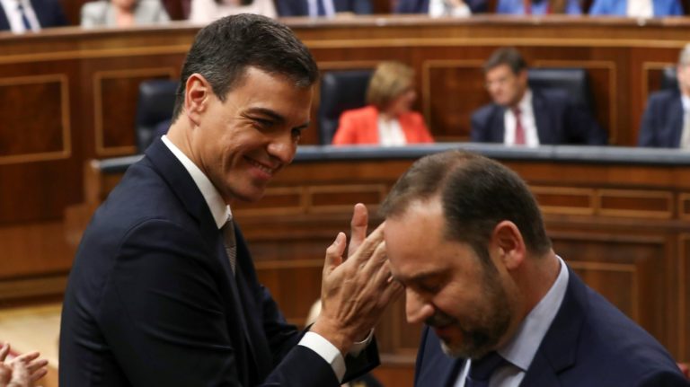PSOE de trileros y chantajistas con la amenaza de Ábalos a ERC: «No habrá diálogo sin investidura»