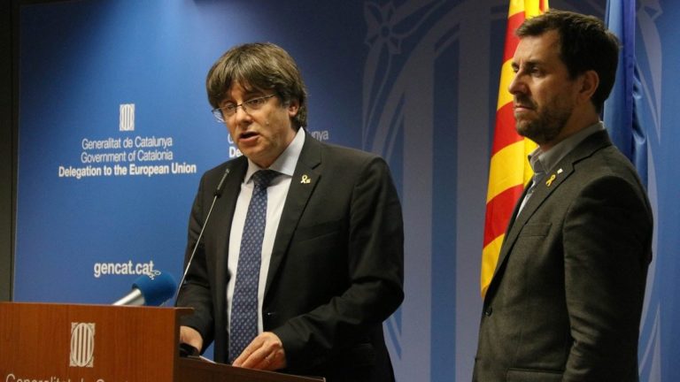 Carles Puigdemont denuncia que Junqueras está secuestrado en una cárcel de España