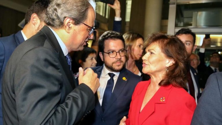 [VÍDEO] Carmen Calvo: «Torra sigue siendo presidente de la Generalitat, esa es la ley»