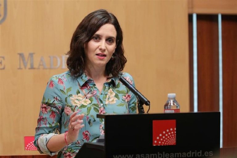 Ayuso le dice a Sánchez que si quiere cerrar Madrid que lo haga el