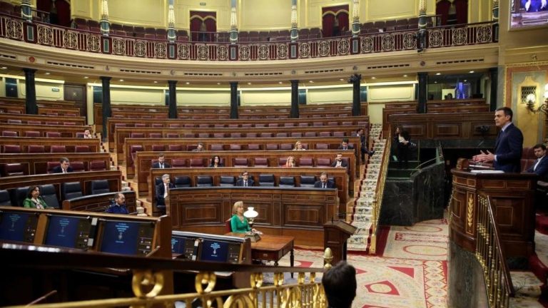 Sánchez sigue sin asumir su errores y avisa desde el Congreso: «Lo más duro está por llegar»