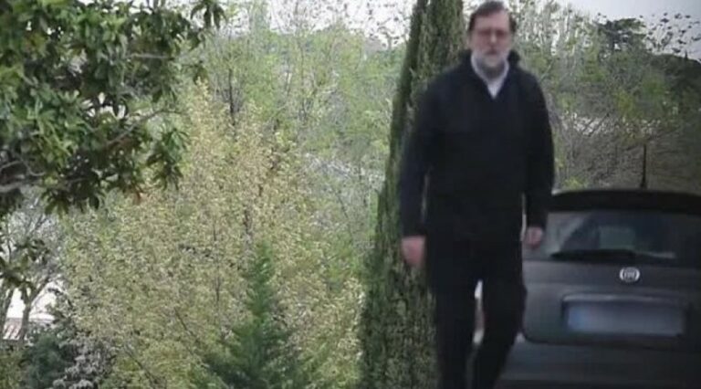 [Vídeo] Atención: ¡Mariano Rajoy se salta el confinamiento para hacer ejercicio!