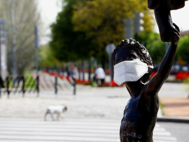 El Gobierno empieza el desconfinamiento con demasiados muertos en el armario