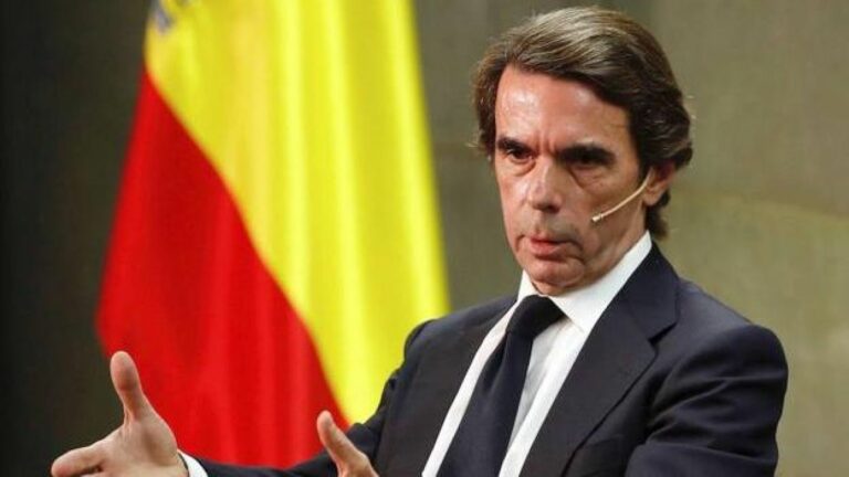 Aznar y la «Revolución rojigualda» contra el Gobierno Sánchez