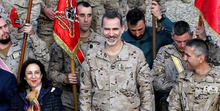 Brutal: El cabo expulsado del Ejército por «atacar al rey» recurrirá al tribunal ‘dirigido’ por militares