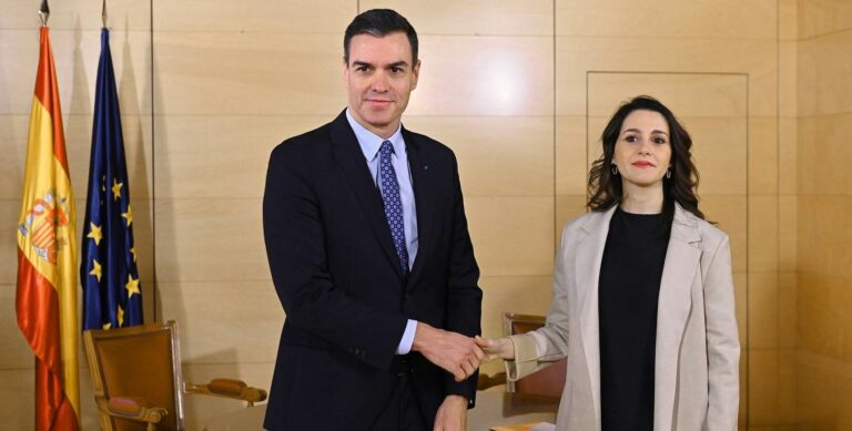 El Gobierno ‘progresista’  blanquea a la ultra Cs, antes que escuchar a ERC