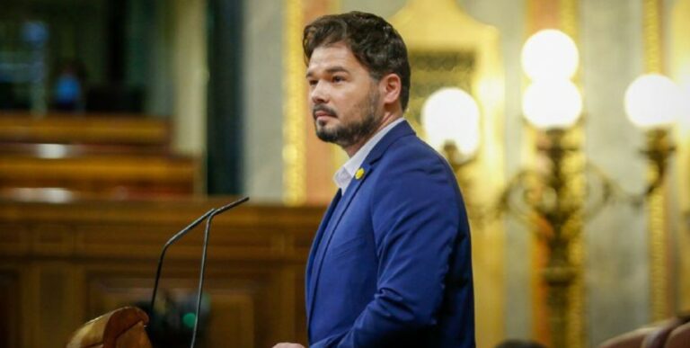 [Vídeo] Rufián a Abascal: «Los 82.000 euros que le pagaba el PP era cultura del esfuerzo»