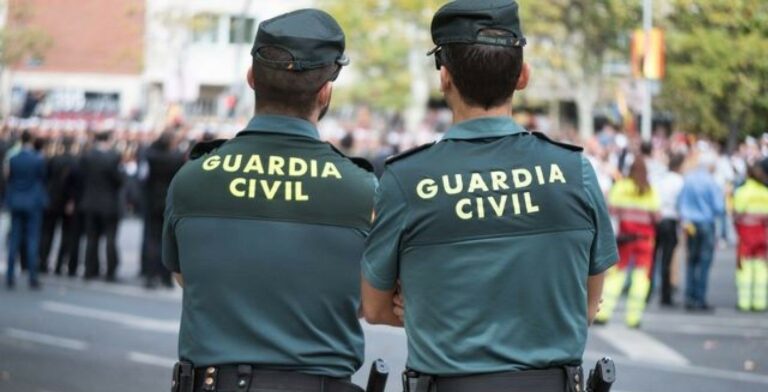 Escándalo en la Guardia Civil: uno llama «inepto e inútil de mierda» a un superior, y acaba en la carcel