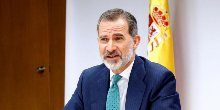 Felipe VI debe pedir perdón a una niña de quince años