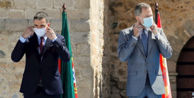 [Vídeo] Humillantes gritos de ‘Viva la República’ a Felipe VI en la reapertura fronteriza con Portugal