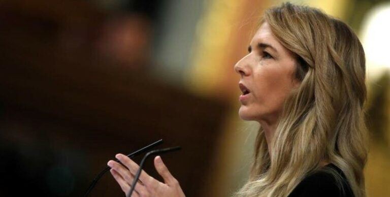 Álvarez de Toledo: «La Corona y la Constitución son indisociables, la monarquía es hija del pueblo español»