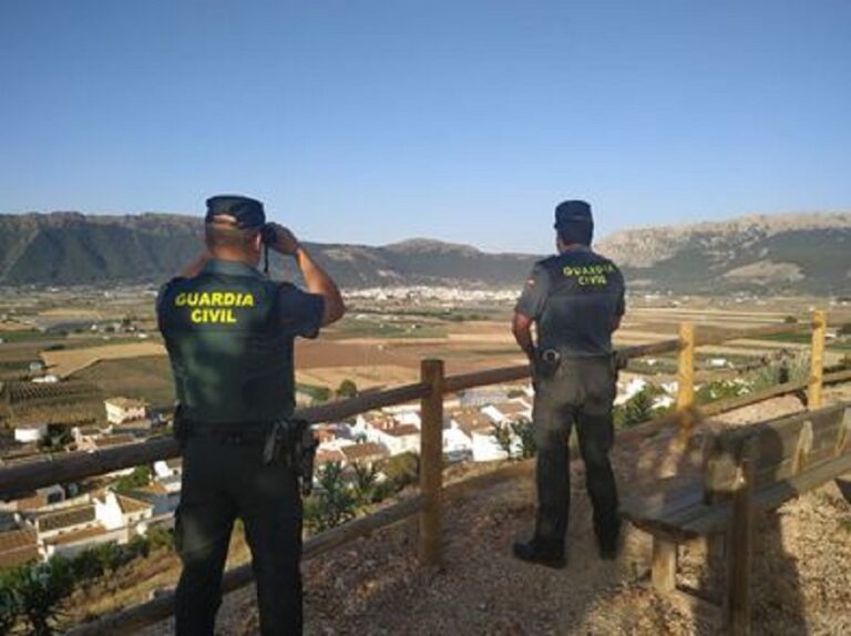 Detenidos en granada dos empresarios que atentaban contra los derechos de personas migrantes