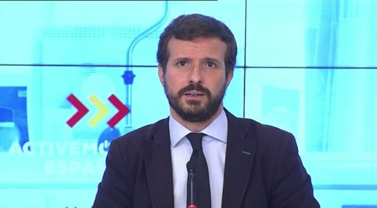 Casado ve a Sánchez  desbordado y pasivo