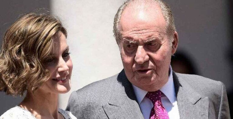 [Vídeo] Una amiga de Letizia aviva la polémica: la marcha de Juan Carlos I «no es tan voluntaria»