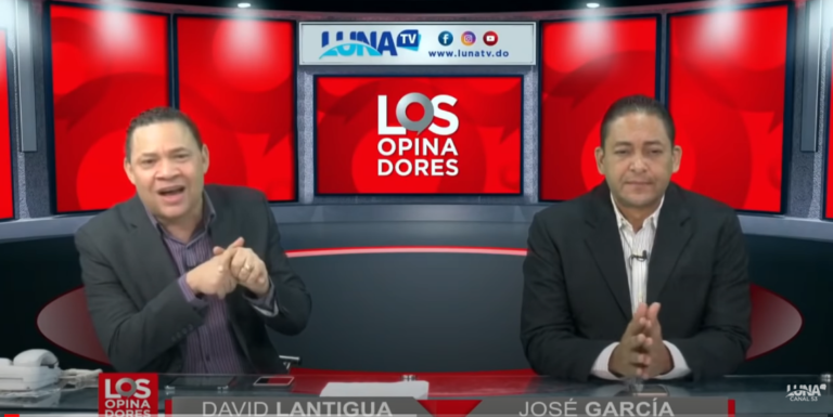 [Vídeo] Una TV dominicana tilda a Juan Carlos I de «el emérito ladrón que huyó de España»