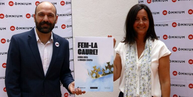 La plataforma catalana Òmnium pide al Supremo activar la búsqueda internacional de Juan Carlos I