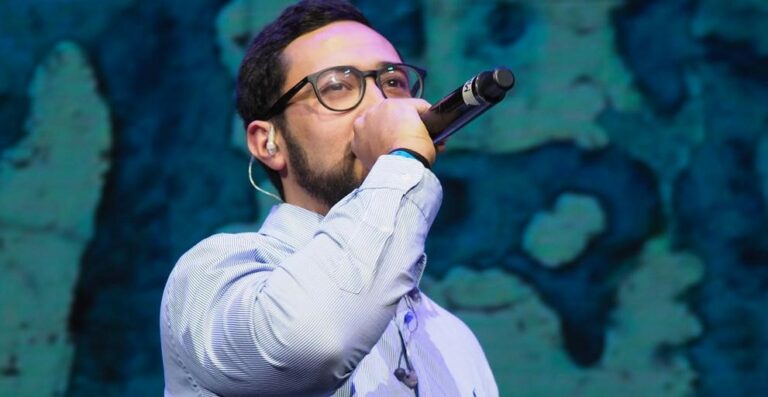 El cantante Valtonyc: «Cuanto más tiempo pase mejor que así los Borbones hacen alguna nueva»