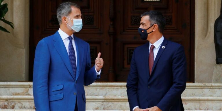 [Vídeo] Sánchez blanquea la Monarquía: “En una pandemia como esta necesitamos estabilidad institucional”