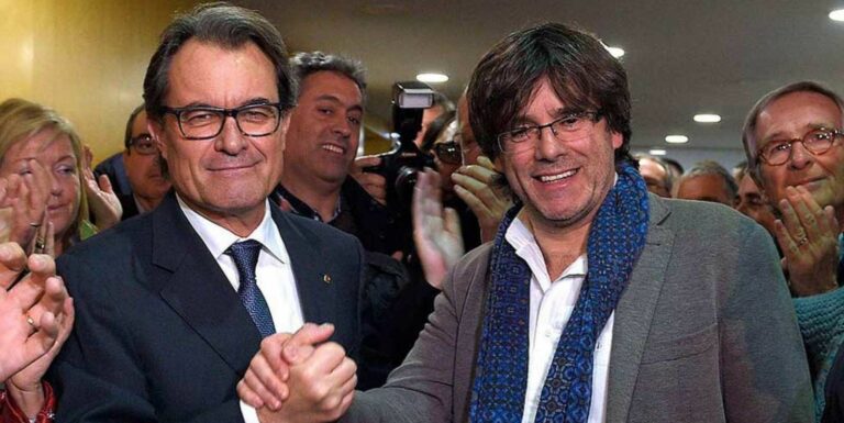 Artur Mas entra en escena