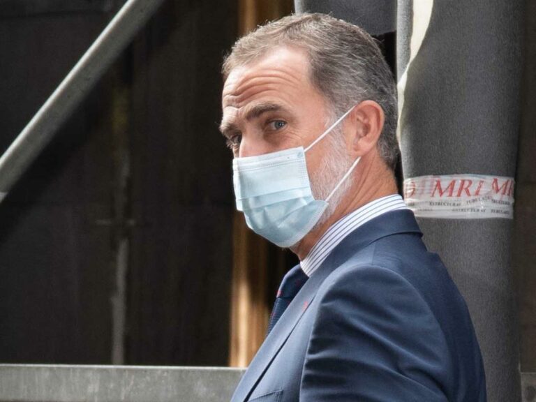 El rey Felipe se descuelga del acto con los nuevos jueces después de haber confirmado su presencia
