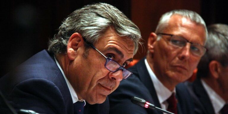 El exdirector que conspiró con Fernández Díaz desde Antifraude cobró 300.000 euros irregulares