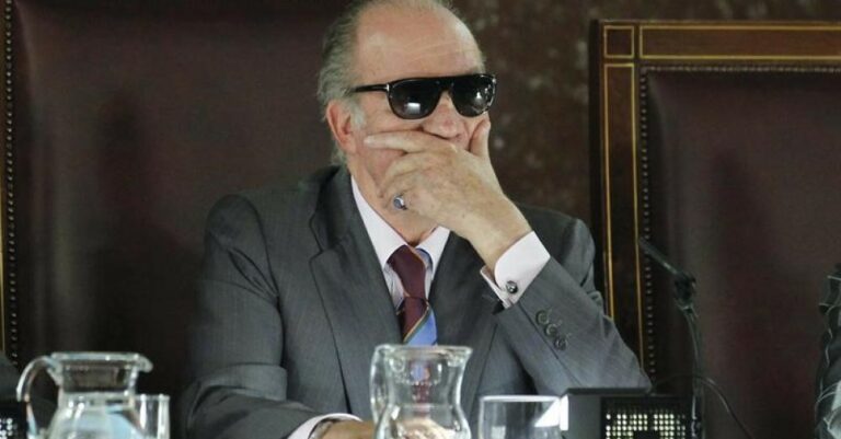 Juan Carlos I recibió 6,5 millones por «orden de un cliente»