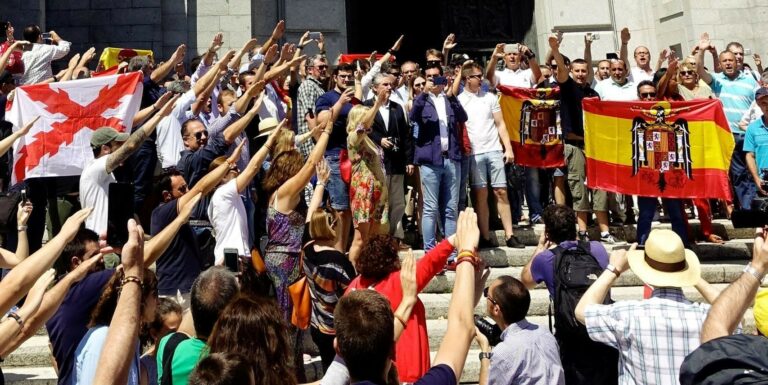 Se vuelven a celebrar misas franquistas por el 20-N en una veintena de iglesias