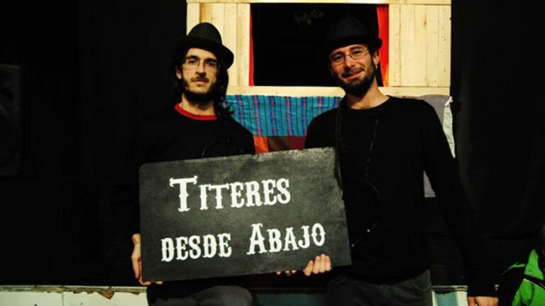 Condenan a Alfonso Rojo a pagar 40.000 euros a los titiriteros